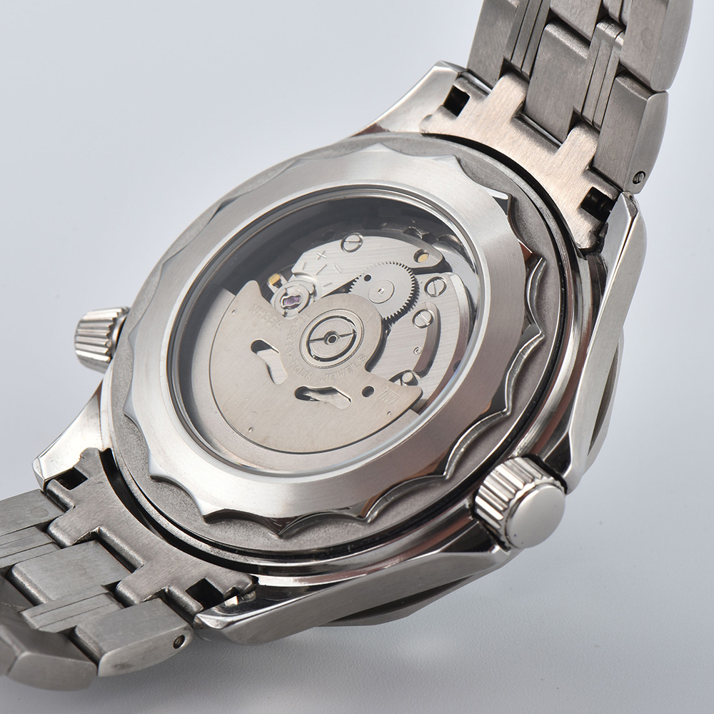 42 mm herenhorloge met lichtge - Stainless Bracelet Diver recensie en prijs