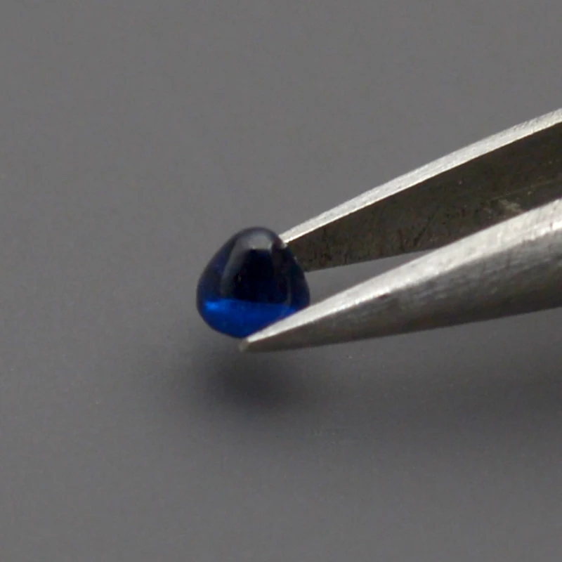 Horlogekroon met ronde blauwe  - Cartier Watch Ballon Bleu recensie en prijs